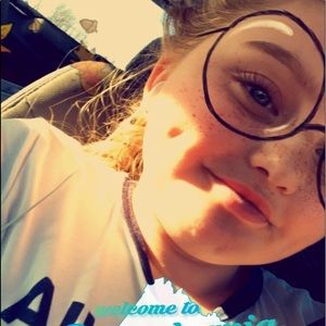 Meet your Posher, Haley